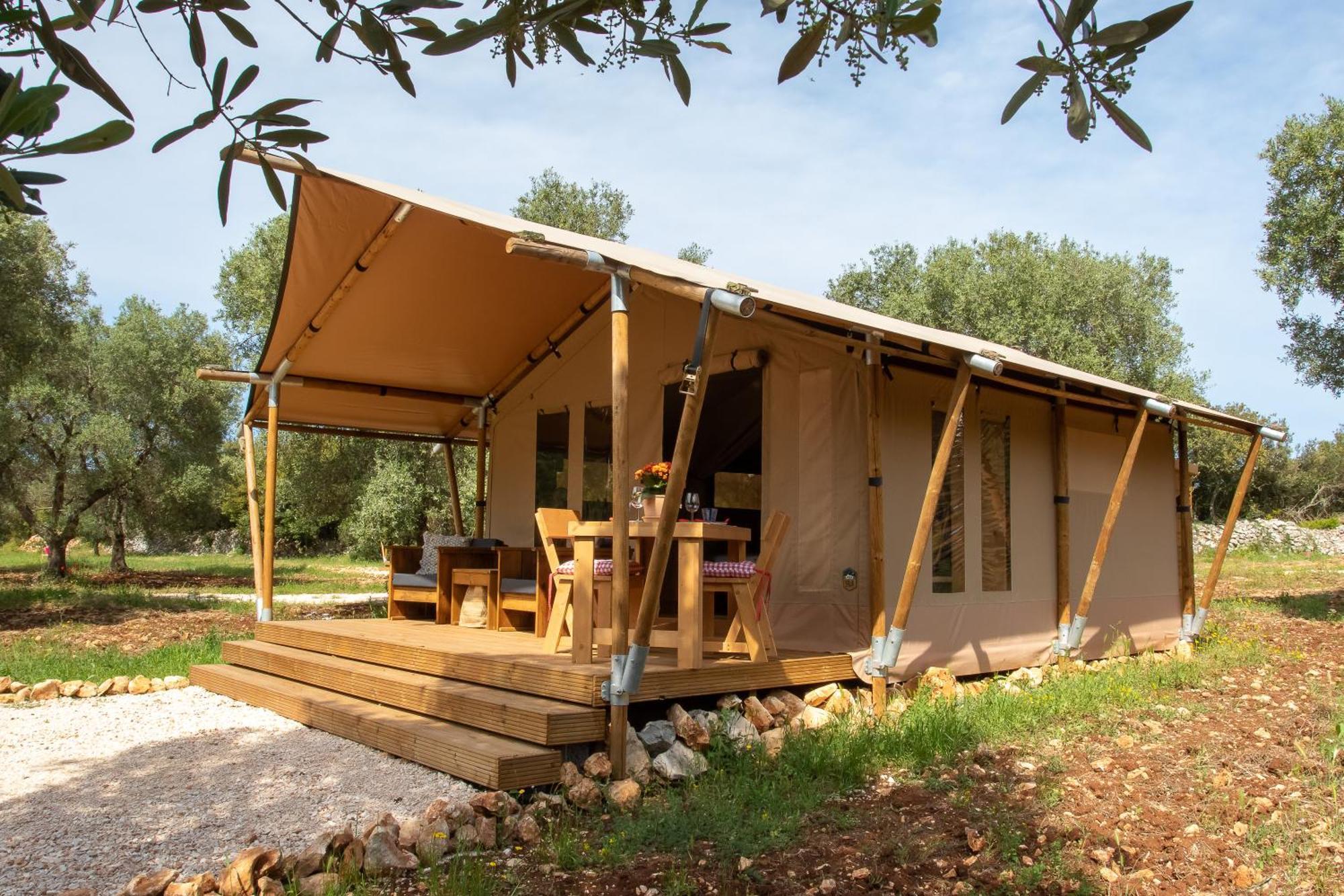 Hotel Domus Olea Glamping Ceglie Messapica Exterior foto